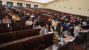 ÖSYM'den merkezi dil muafiyet sınavı için ön çalışma