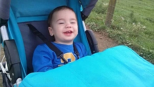 Firari bebek okyanusun ortasında bulundu