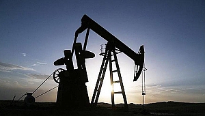 Yeni yılda petrol 53,10 dolardan işlem görüyor